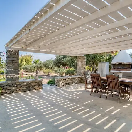 Great House W/ Bbq In Paros Santa Maria (Paros)