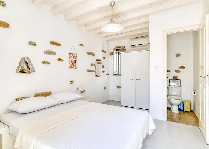 Casa de Férias Great House W/ Bbq In Paros Santa Maria (Paros)