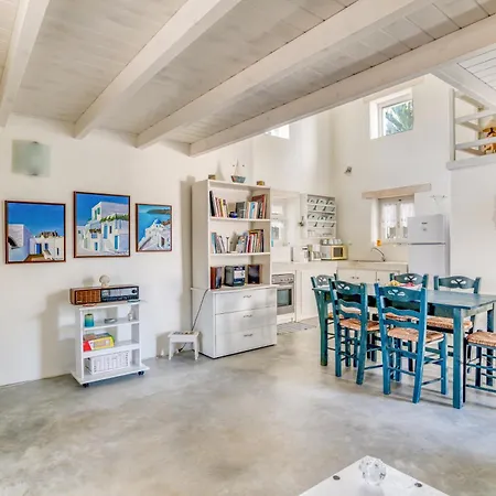 Great House W/ Bbq In Paros Holiday home *