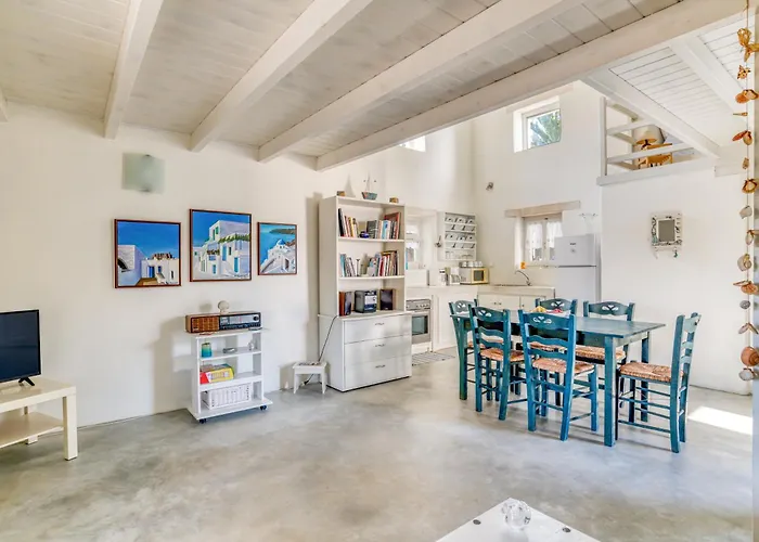 Great House W/ Bbq In Paros Сasa de vacaciones *